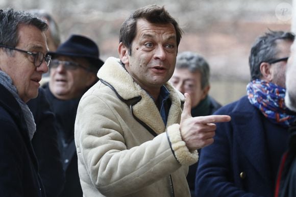 Laurent Mariotte lors des obsèques de Jean-Luc Petitrenaud dans l'église Saint-Pierre-du-Gros-Caillou à Paris, le 17 janvier 2025.
© Christophe Clovis/Bestimage