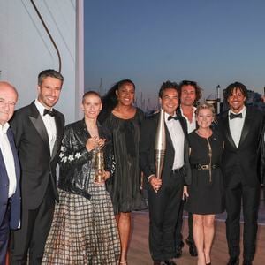 Exclusif - Pierre Lescure, Tony Estanguet, Marie Patouillet et la flamme olympique, Marie-José Perec, Patrick Cohen, Bertrand Chameroy,  Anne-Elisabeth Lemoine, Arnaud Assoumani, Mohamed Bouhafsi - Plateau de l'émission "C à vous" lors du 77ème Festival International du Film de Cannes le 21 mai 2024. © Jack Tribeca/Bestimage  No Web - Belgique et Suisse