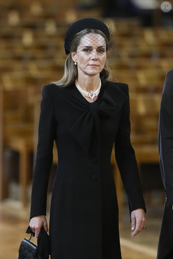 Les membres de la famille royale arrivent aux funérailles de Katharine, duchesse de Kent, qui ont eu lieu à la cathédrale de Westminster le 16 septembre 2025. © PA Photo/ Bestimage