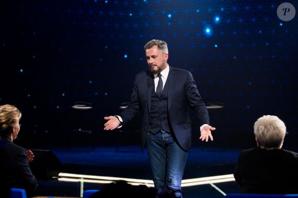 Exclusif - Olivier Minne - Enregistrement de l'émission "La Boîte à secrets 4" à Paris, présentée par F.Bollaert, et diffusée le 10 avril sur France 3. Le 23 janvier 2020 © Tiziano Da Silva / Bestimage