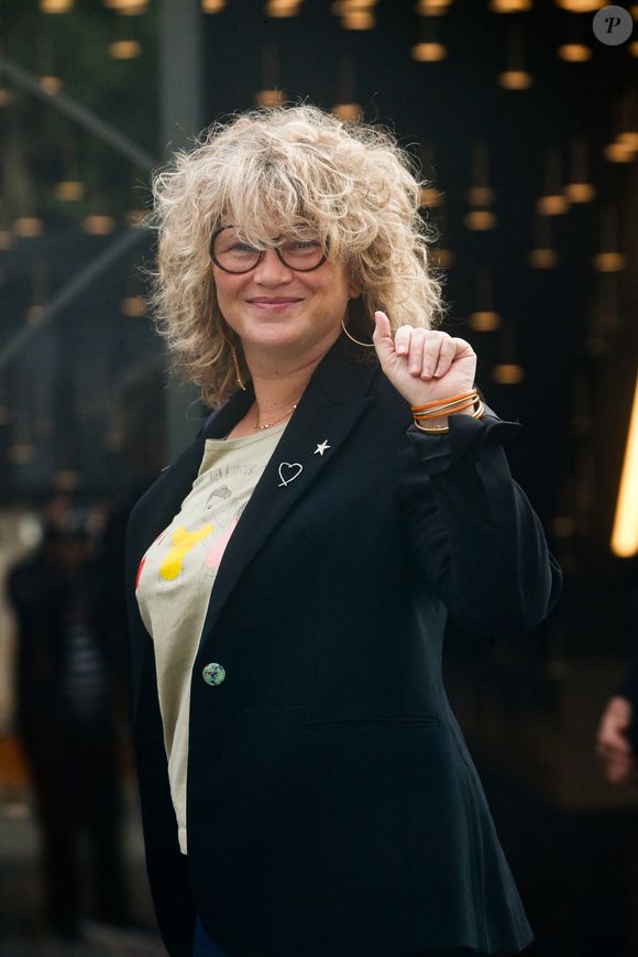 Cécile Bois - Arrivées à l'enregistrement de l'émission "Vivement Dimanche" présentée par M. Drucker et qui sera diffusée le 22 octobre 2023 sur France 3 au studio Gabriel à Paris, France, le 17 octobre 2023. © Christophe Clovis/Bestimage