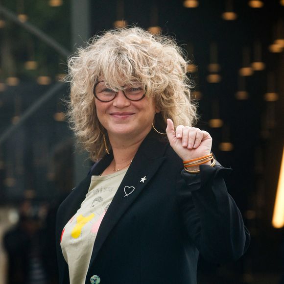 Cécile Bois - Arrivées à l'enregistrement de l'émission "Vivement Dimanche" présentée par M. Drucker et qui sera diffusée le 22 octobre 2023 sur France 3 au studio Gabriel à Paris, France, le 17 octobre 2023. © Christophe Clovis/Bestimage