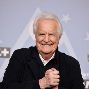 Tous deux se sont séparés en bons termes.

André Dussollier pour le film "Chers Parents" - Tapis rouge de la cérémonie d'ouverture du 29ème Festival International du Film de Comédie de l'Alpe d'Huez le 19 Janvier 2026. © Dominique Jacovides/Bestimage