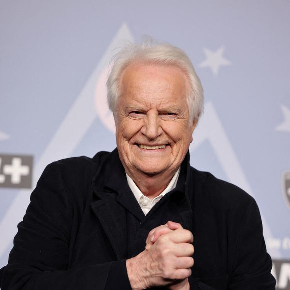 Tous deux se sont séparés en bons termes.

André Dussollier pour le film "Chers Parents" - Tapis rouge de la cérémonie d'ouverture du 29ème Festival International du Film de Comédie de l'Alpe d'Huez le 19 Janvier 2026. © Dominique Jacovides/Bestimage