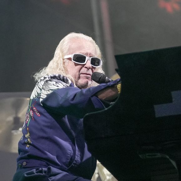 “...je ne veux plus d’animaux”, ajoute Michel Polnareff

Michel Polnareff en concert lors du festival du Printemps de Pérouge au Château de Saint-Exupéry à Saint-Maurice de Rémens. Le 28 juin 2023
© Sandrine Thesillat / Panoramic / Bestimage