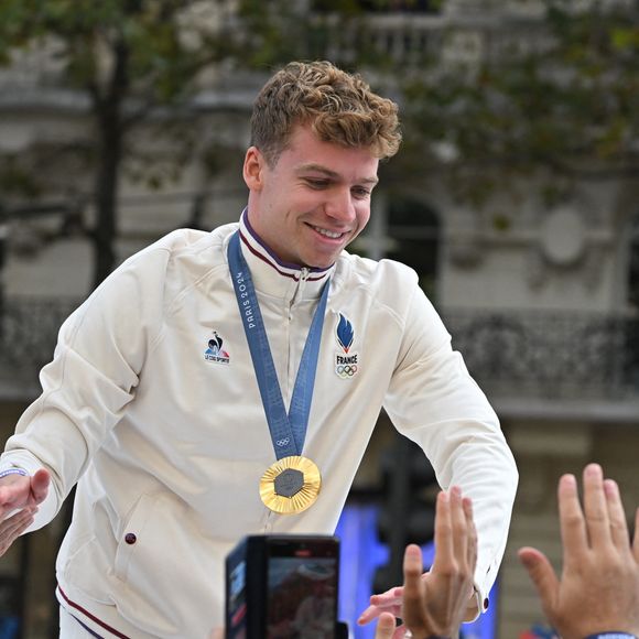 La "Parade des Champions" des Jeux Olympiques et Paralympiques de Paris2024, sur les Champs-Elysées. Paris, le 14 septembre 2024.
© Eliot Blondet/Pool/Bestimage