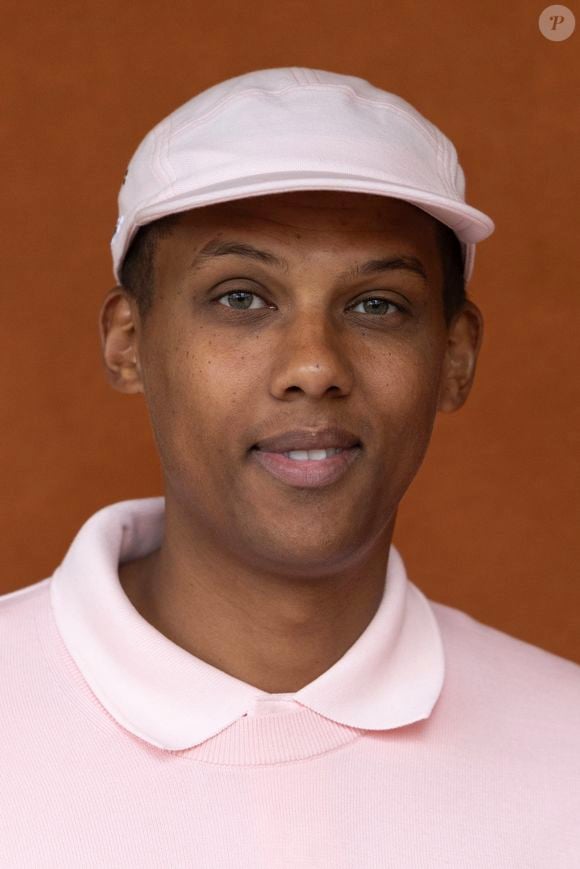 "J’enverrais Stromae, ça serait bien aussi !", a assuré Catherine Lara, sur RTL.

Stromae au village lors des Internationaux de France de Tennis de Roland Garros 2025, à Paris, France, le 8 juin 2025. © Cyril Moreau/Bestimage