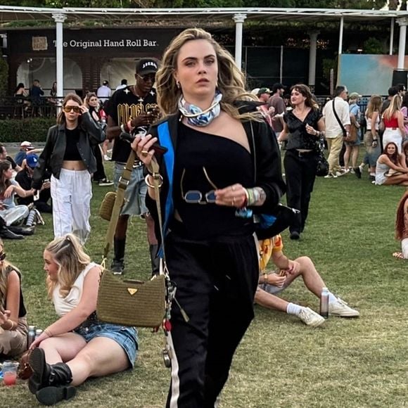 Cara Delevingne à Coachella en California. Photo par Backgrid USA / Bestimage