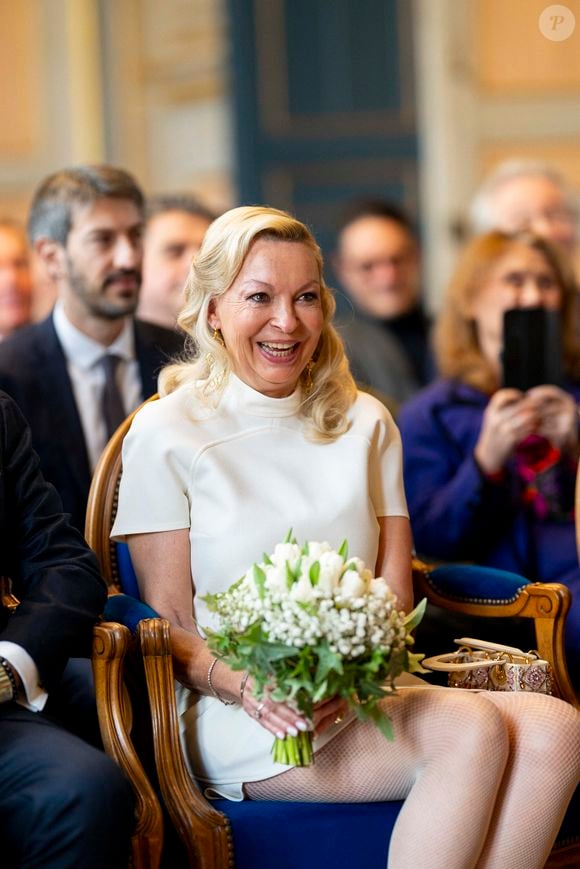 Amélie Leperre-Dimeglio - Mariage civil de Georges Fenech et Amélie Leperre-Dimeglio à la mairie du 16ème arrondissement de Paris le 31 janvier 2026.

© Pierre Perusseau / Bestimage