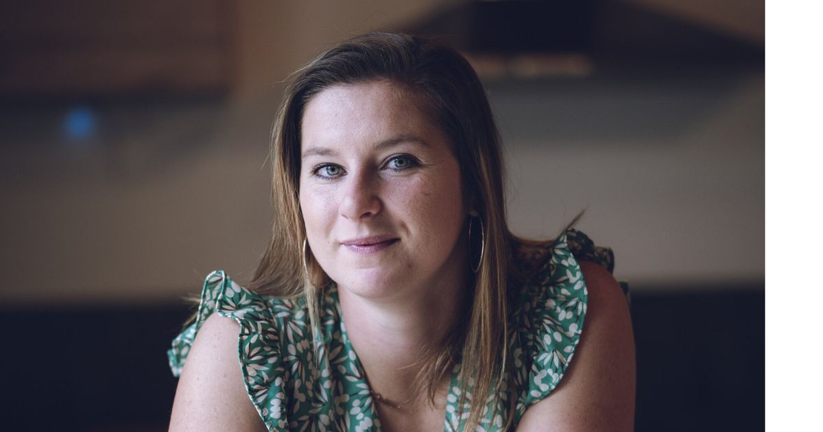 Faute de pouvoir se verser un salaire, cette candidate de L&rsquo;amour est dans le pré doit trouver un nouveau travail