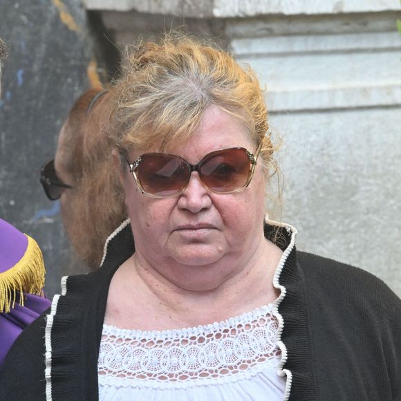 Violette Petrucciani (mère de Loana) - Obsèques de Loana Petrucciani dans la cathédrale Sainte-Réparate à Nice le 10 avril 2026. L'ancienne star de téléréalité a été retrouvée morte dans son appartement niçois par les autorités, le 25 mars dernier. © Bruno Bebert/Bestimage