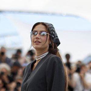 Le long-métrage aborde l’alcoolisme et les addictions.

Adèle Exarchopoulos - Photocall du film "Garance" lors du 79ème Festival International du Film de Cannes, le 18 mai 2026.
© Jacovides/Moreau/Bestimage