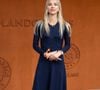 Cette organisation lui permet de partir travailler sereinement, en sachant que son fils reste dans un environnement familial et est élevé comme elle le souhaite.

Marion Rousse au photocall du village lors des Internationaux de France de Tennis de Roland Garros 2026, à Paris, France, le 5 juin 2026.

© Jacovides-Moreau/Bestimage