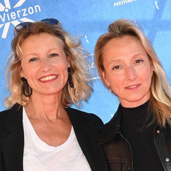 Alexandra Lamy et Audrey Lamy - Photocall de la première édition du Festival du Film de Demain au Ciné Lumière à Vierzon. Le 3 juin 2022
© Coadic Guirec / Bestimage