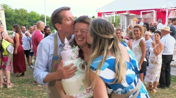 Les trois finalistes, Margot, Seb et Victoria, lors de la finale du saison 14 du "Meilleur pâtissier", diffusée le 11 décembre 2025 sur M6.

Capture d'écran M6 / Le Meilleur pâtissier