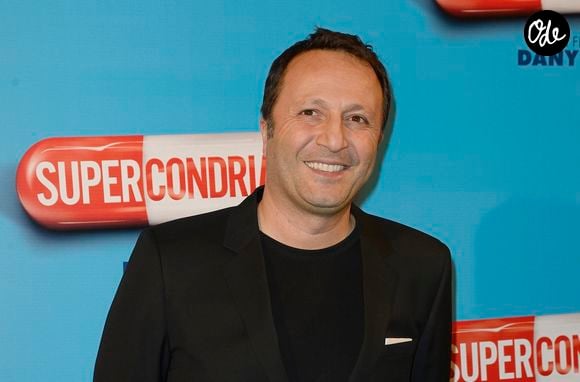 Arthur (Jacques Essebag) à l'avant-première du film "Supercondriaque" au Gaumont Opéra à Paris, le 24 février 2014.