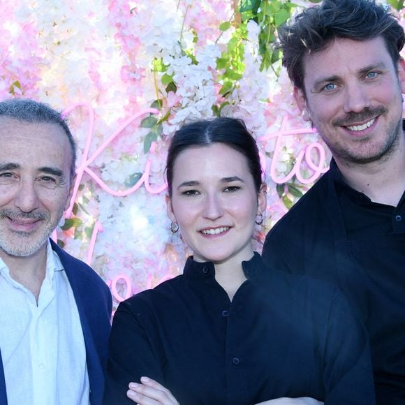 Exclusif - Élie Semoun, la cheffe Philippine Jaillet (top chef), le chef Charles Neyers (top chef) - Le rooftop du Kimpton St Honoré Paris accueille tous les dimanches "Fifi & Charles" (les chefs Philippine Jaillet et Charles Neyers). Le 9 avril 2025. © Rachid Bellak / Bestimage
