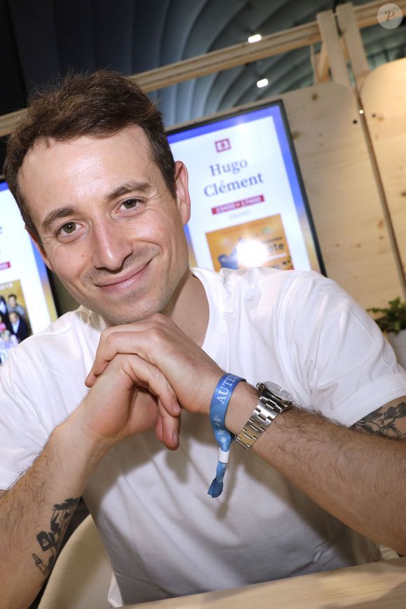 Hugo Clement - Festival du livre de Paris 2024 le 12 avril 2024.
© Cedric Perrin / Bestimage