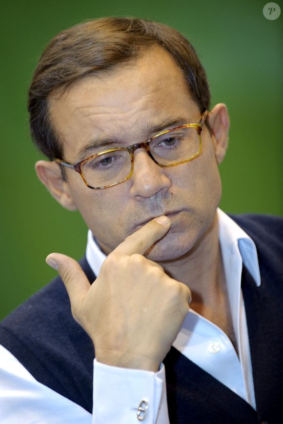 Le producteur de télévision Jean-Luc Delarue visite l'Institut Sainte-Claire à Verviers, Belgique, le 1er juin 2011. Photo par Danny Gys/Reporters/ABACAPRESS.COM
