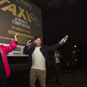 Malik Bentalha et Franck Gastambide - Samedi 7 avril, de 16h à 18h, F. Gastambide et M. Bentalha, accompagnés de leur célèbre Taxi 407 Peugeot, viendront frissonner sur la piste du circuit Bugatti au Mans à l'occasion de l'avant-première de Taxi 5.