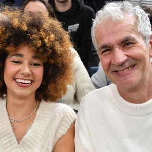 Un appel à la solidarité déjà entendu : des milliers de soutiens et plus de 77 000 euros récoltés.

Léna Mahfouf alias Léna situations et son père Karim Mahfouf - People dans les tribunes du Rolex Paris Bercy Masters 1000 remporté par Novak Djokovic contre Grigor Dimitrov , le 4 novembre 2023. © Veeren/Bestimage