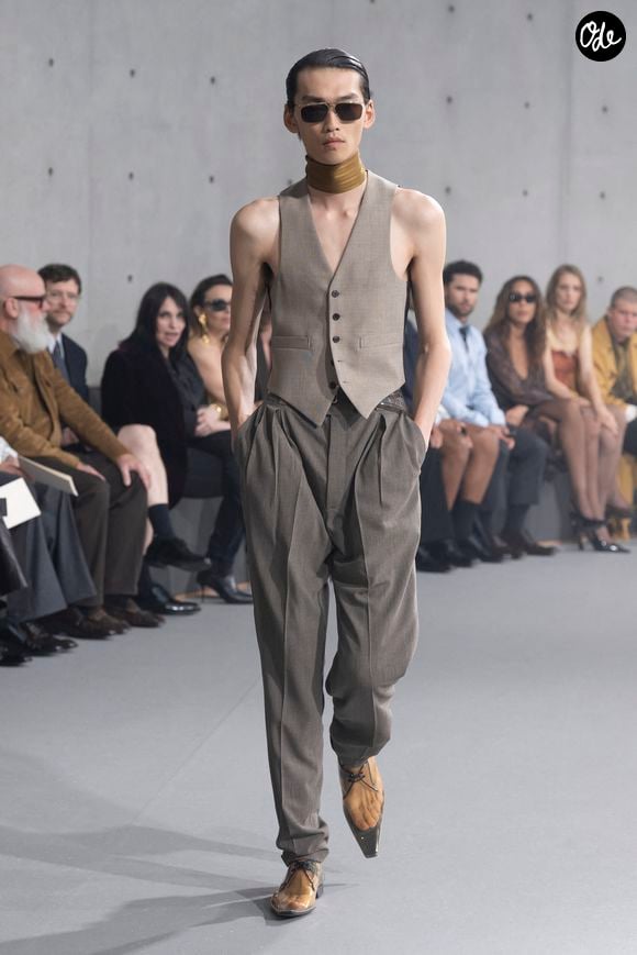 Défilé de mode homme Saint Laurent Printemps/Eté 2027 dans le cadre de la Fashion Week de Paris le 23 juin 2026.

© Bestimage