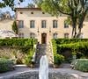 Skywalker Vineyards y développe une stratégie de montée en gamme autour de cuvées de rosé confidentielles, dont la Bastide 1784, produite en micro-lots. 

Château Margüi / Crédits : www.chateaumargui.com
