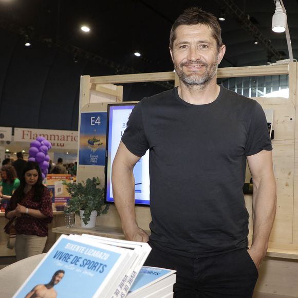 “On a toujours envie de savoir comment on va l'un et l'autre, et ce sera comme ça tout le temps”, raconte l'ancienne compagne de Bixente Lizarazu

Bixente Lizarazu - Festival du livre de Paris 2024 - Festival du livre de Paris 2024 le 13 avril 2024.
© Cedric Perrin / Bestimage