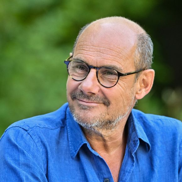 Exclusif - Bernard Campan - Rendez-vous avec Les Inconnus, à l'occasion du tournage du documentaire "L'histoire secrète des Inconnus, le doc événement", diffusé le 5 janvier à 21h10 sur TF1
© Guillaume Gaffiot / Bestimage