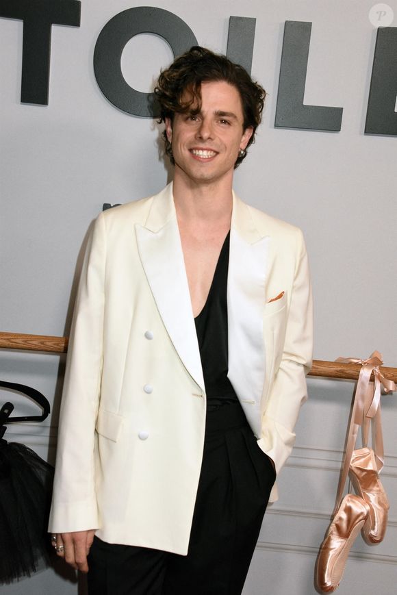 Ivan du Pontavice - Avant-première de la série Etoile à New York au musée d'art moderne le 15 avril 2024
©Backgrid USA / Bestimage