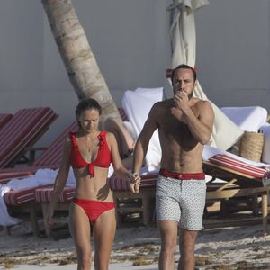 Exclusif - James Middleton et sa nouvelle compagne Alizee Thevenet profitent de la plage de l'hôtel Eden Rock à Saint-Barthélemy, Antilles française, France, le 2 janvier 2019. © Agence / Bestimage