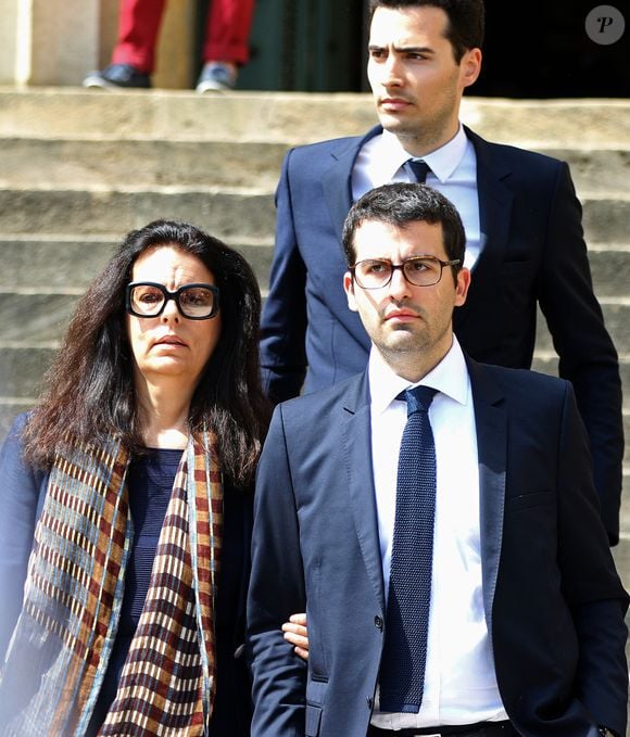 Françoise Bettencourt-Meyers et ses fils Nicolas Meyers et Jean-Victor Meyers, lors du procès de l'affaire Bettencourt au tribunal de Bordeaux, le 28 mai 2015. Jean-Marc Lhomer / Bestimage