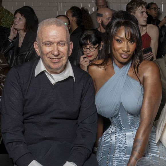 Aya Nakamura (bijoux Messika)  avec Jean-Paul Gaultier au Front Row du défilé Jean-Paul Gaultier chez JPG Collection Haute Couture Printemps/Eté 2025 lors de la Fashion Week de Paris (PFW), France, le 29 janvier 2025. © Agence/ Bestimage