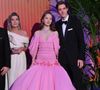 Pour parfaire son look, elle a également opté pour un collier de chez Cartier.

La princesse Caroline de Hanovre, Alexandra de Hanovre et son compagnon Ben Sylvester Strautmann durant la 69ème édition du Bal de la Rose, à Monaco, le 29 mars 2025.

Photo :  Bruno Bebert / Pool Monaco / Bestimage