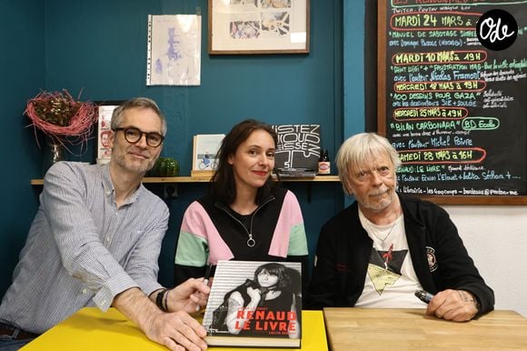 Les voyages forment la jeunesse et cet éloignement géographique a permis à Lola Séchan de s'épanouir, sans toutes les contraintes liées à son nom de famille...

Le chanteur Renaud en dédicace à l'occasion de la sortie de "Renaud le livre" signé Erwan L'Eléouet et préfacé par sa fille Lolita Séchan, à la Libraire bordelaise Les 400 Coups de P.Poutou à Bordeaux, France, le 28 mars 2026. Crédit Fabien Cottereau/Bestimage