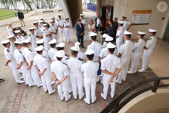 La reine Letizia et la princesse Leonor d'Espagne se sont retrouvées après 4 mois lors de l'escale du navire-école Juan Sebastián de Elcano à Panama City. Casa de S.M. El Rey via Bestimage