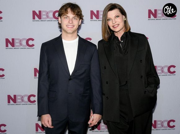 New York, NY - La National Breast Cancer Coalition organise un gala à New York en l'honneur de Linda Evangelista et d'autres personnalités au Metropolitan Club. © Backgrid USA / Bestimage