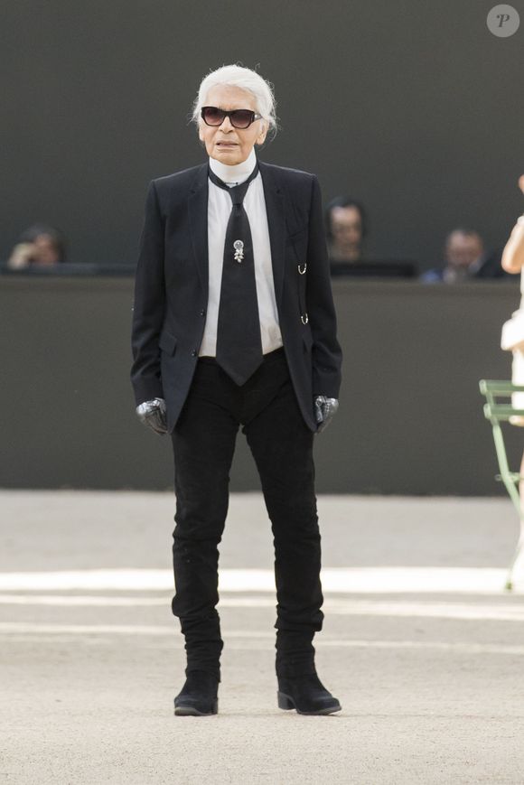 Le fisc a estimé à plus de 40 millions d’euros les revenus non déclarés via une fondation au Liechtenstein.

Karl Lagerfeld - Défilé de mode Haute-Couture automne-hiver 2017/2018 "Chanel" au Grand Palais à Paris. Le 4 juillet 2017 © Olivier Borde / Bestimage