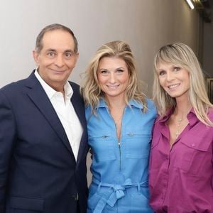 Laurent Fontaine, Sandrine Arcizet, Elodie Ageron, en backstage de l’émission « TPMP » La dernière sur C8,  présentée par C.Hanouna et diffusée en direct sur C8, Paris, France, le 27 fevrier 2025. © Jack Tribeca / Bestimage