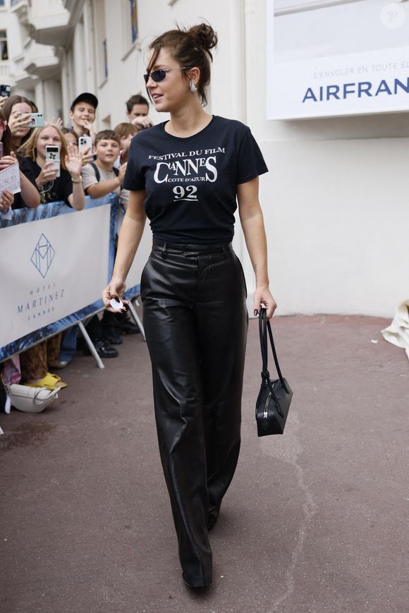 Adèle Exarchopoulos se rend à l'Hôtel Martinez pour assister à une projection avant le 78ème Festival de Cannes le 15 mai 2025 à Cannes, France. Photo by Marco Piovanotto/ABACAPRESS.COM