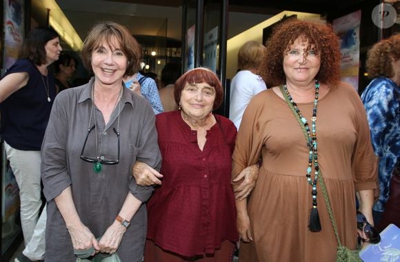 Thérèse Liotard était connue pour avoir tourné dans des films comme "La Gloire de mon père" et "Le château de ma mère"

Thérèse Liotard, Agnes Varda et Valérie Mairesse lors de  l'avant-première de la ressortie en salles du film "L'une chante l'autre pas", réalisé par Agnés Varda, en 1976. Elles sont au cinéma Etoile Saint Germain, à Paris, le 3 juillet 2018. 

Photo par © Denis Guignebourg/Bestimage