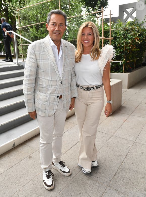 Georges Fenech et sa compagne Marie - 2ème édition du gala "Coeur Central" au profit de Terre d'Impact fonds de dotation de la FFT et de l'association "Fête le Mur "sur le Court Central Philippe Chatrier à Roland Garros, Paris le 28 juin 2023. © Veeren/Bestimage