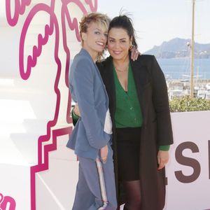 Mais en dehors des tournages, leurs emplois du temps chargés les maintiennent souvent en décalage.

Sara Mortensen, Lola Dewaere de la série ASTRID ET RAPHAËLLE
CANNESERIES SAISON 5 au Palais des Festivals et des Congrès de Cannes, samedi 2 avril 2022. © Christophe Aubert via Bestimage