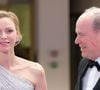 Cet événement caritatif emblématique se tient chaque année au profit de la Fondation Princesse Grace.

Le prince Albert II de Monaco et la Princesse Charlène de Monaco assistent à la 70e édition du Bal de la Rose au Sporting Club de Monte-Carlo à Monaco, le 21 mars 2026. © Olivier Huitel/Pool Monaco/Bestimage