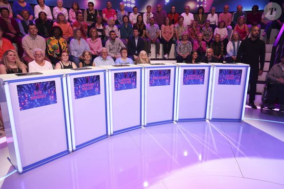 Exclusif - Enregistrement de l'émission On Connait La Chanson Années 90, présentée par L.Boccolini et diffusée le 19 mai 2026 sur W9, à Paris, France, le 8 avril 2026. © Jack Tribeca/Bestimage