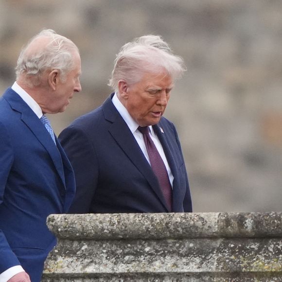 Le roi Charles III et Donald Trump en grande discussion au château de Windsor. © PA Photo/ Bestimage