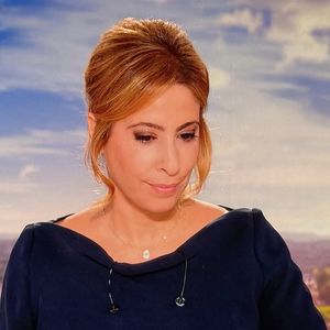 Captures d'écran - Léa Salamé présente son premier journal de 20 heures sur France 2  le 1er septembre 2025. 

© Alain Guizard / Bestimage