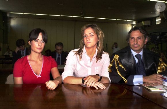 Alessandra et Allegra Gucci, filles de Patrizia Reggiani, lors de la procédure de révision auprès de la Cour d'appel de Venise, section 4.  9 juillet 2007. Photo par IPA/ABACAPRESS.COM
