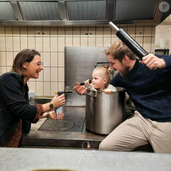 Le jeune chef y propose une cuisine française raffinée et 100% fait maison, à travers des menus uniques allant de 45 à 92 euros.

Jérémy Vandernoot, ancien candidat de "Top Chef".