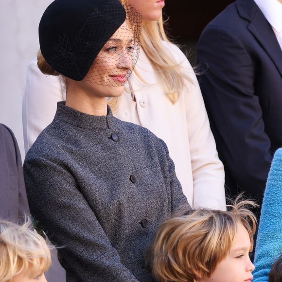 Beatrice Borromeo, Stefano et Francesco Casiraghi dans la cour du palais princier le jour de la fête nationale de Monaco le 19 novembre 2024. © Jean-Charles Vinaj / Pool Monaco / Bestimage